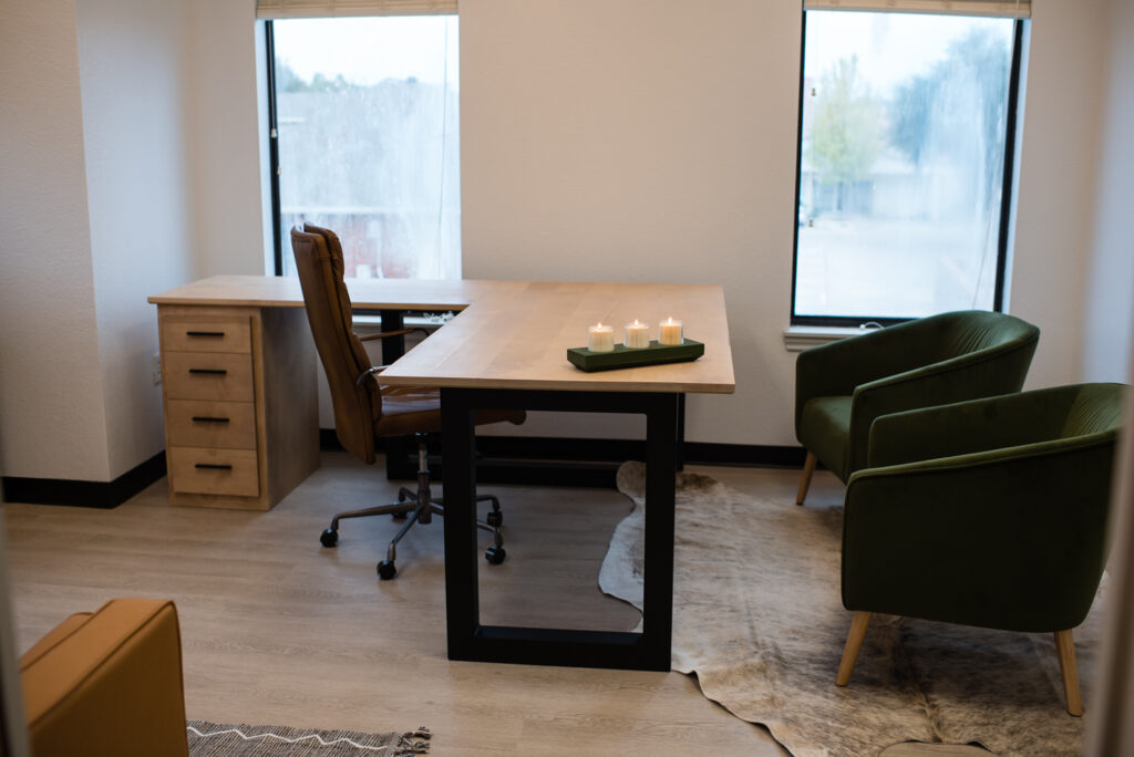 maple work from home desk